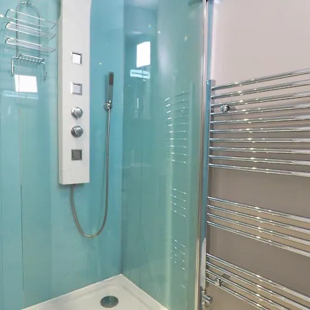 Beautifully Boutique 4 Sleeper Eton High Street Apartment Windsor Exterior photo