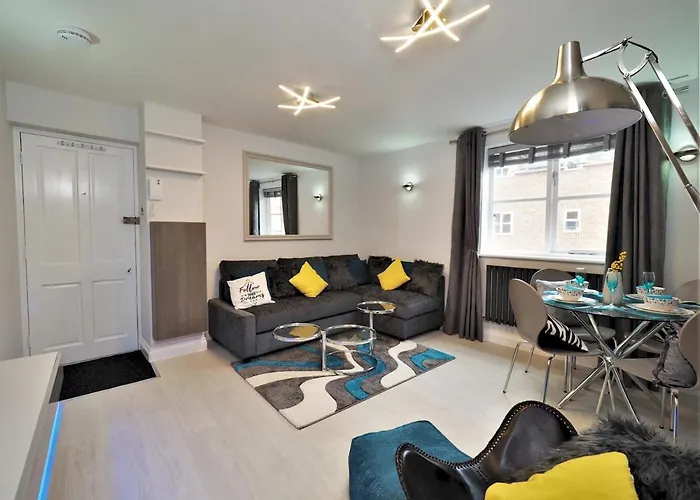 Beautifully Boutique 4 Sleeper Eton High Street